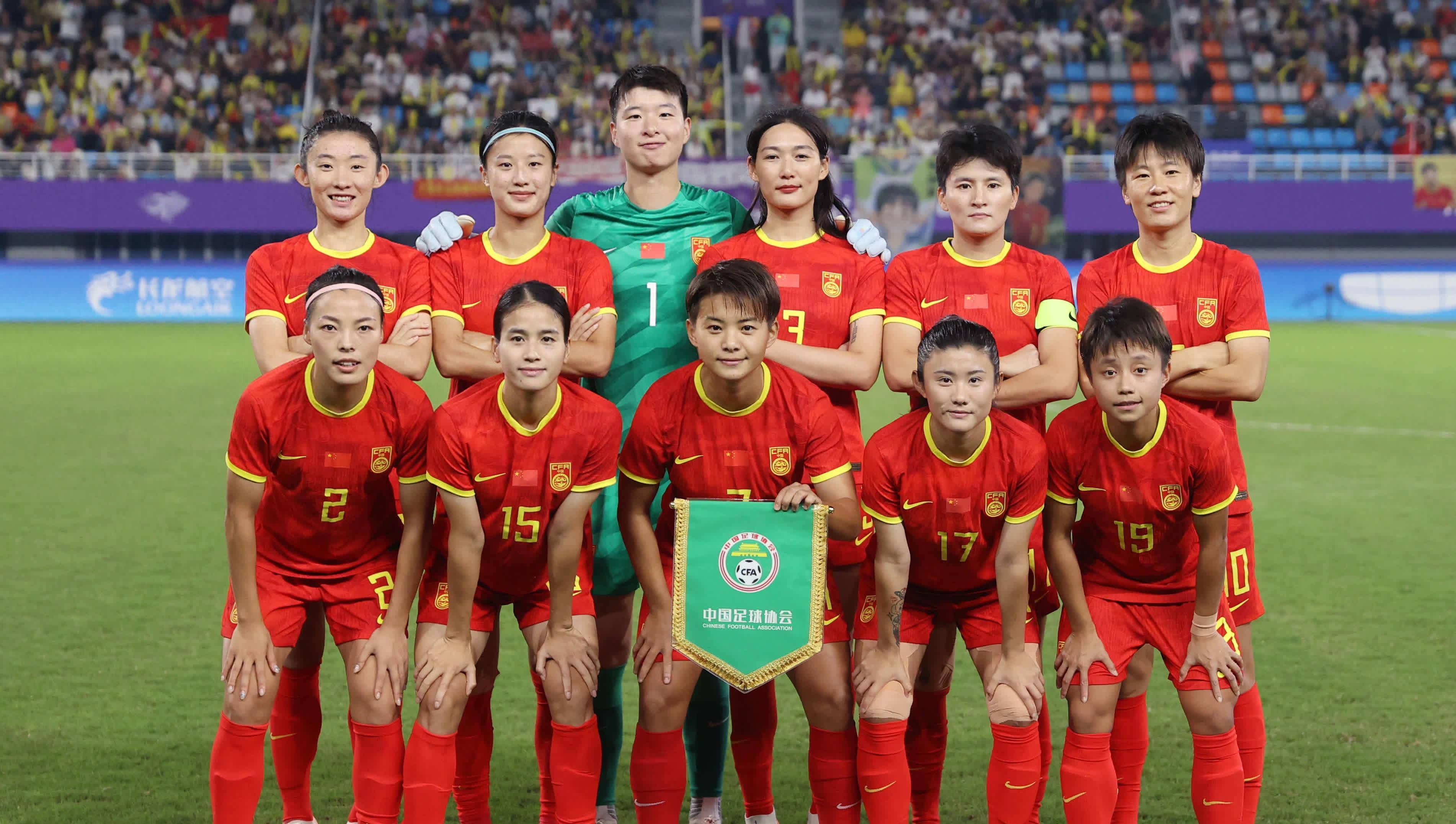 赛场风云激荡，中国女足发挥出色