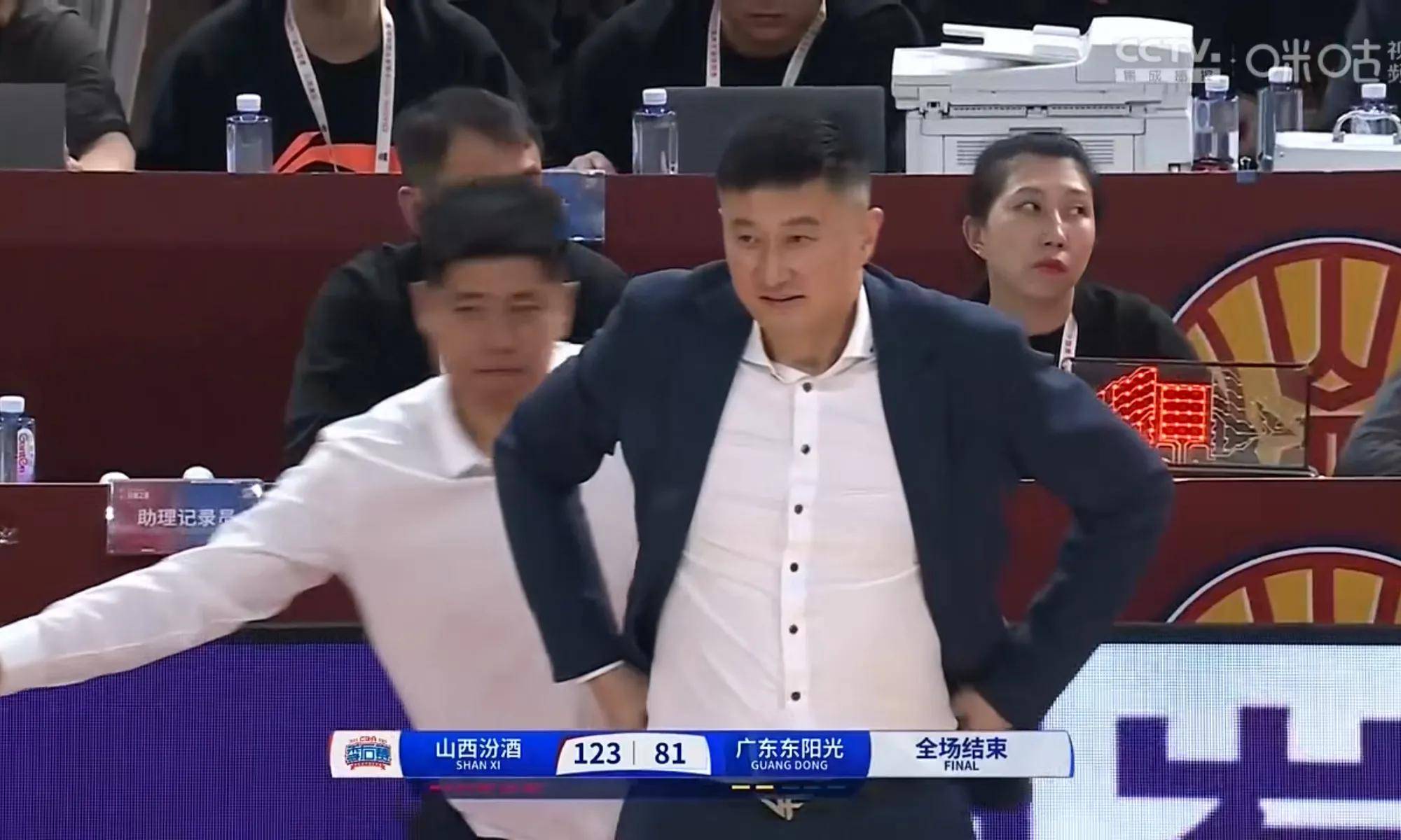 广东宏远主场遭遇惨败，客场之行不顺的简单介绍