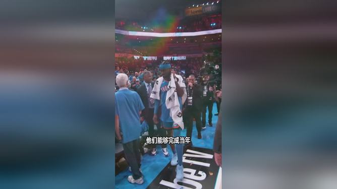 这场英雄联盟比赛中，风暴之眼与星辰联盟打出神仙对决，扳平比分，网友热议不断的简单介绍
