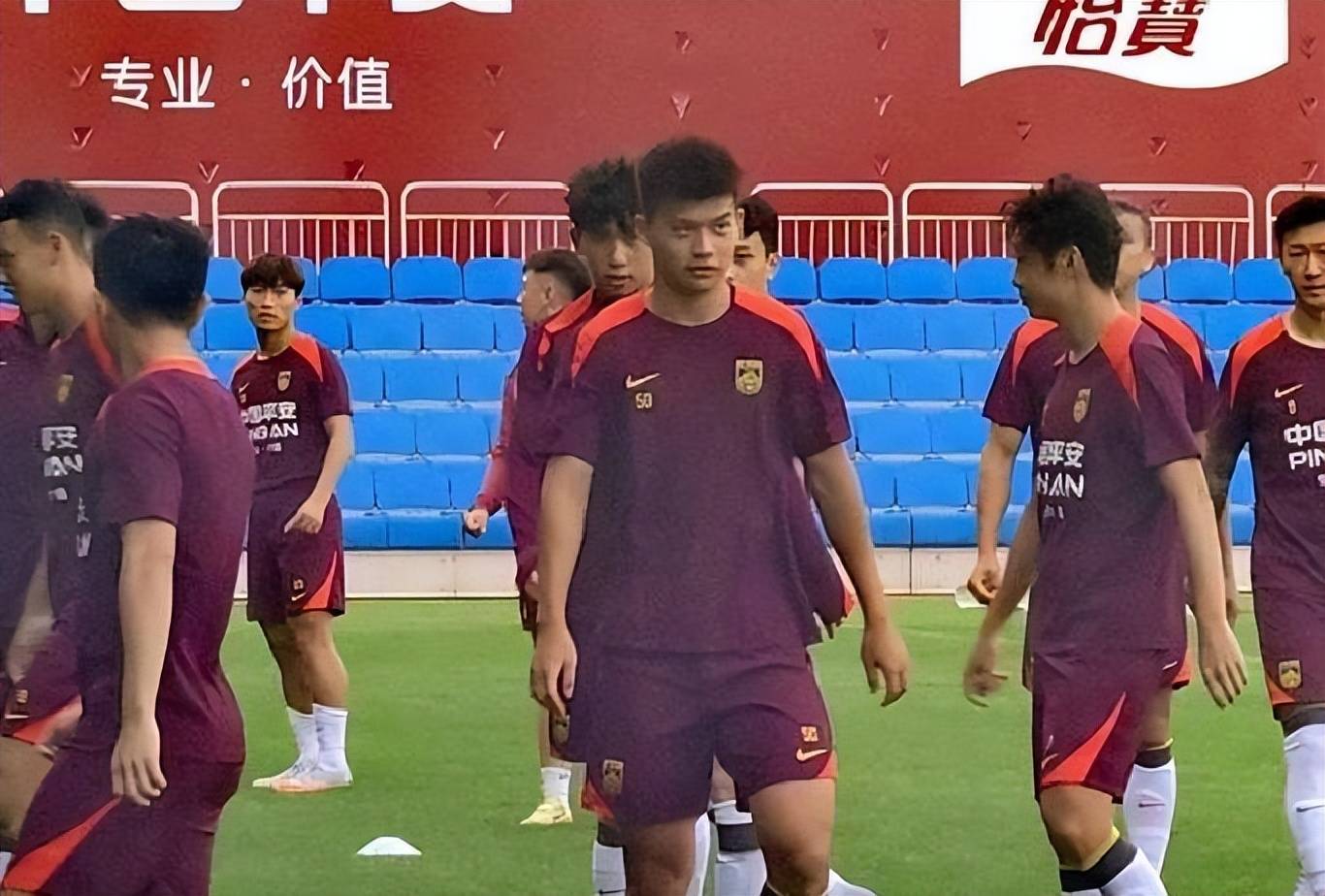 开云体育网站-包含高天意因停赛已提前离开国足，返回申花备战京沪的词条
