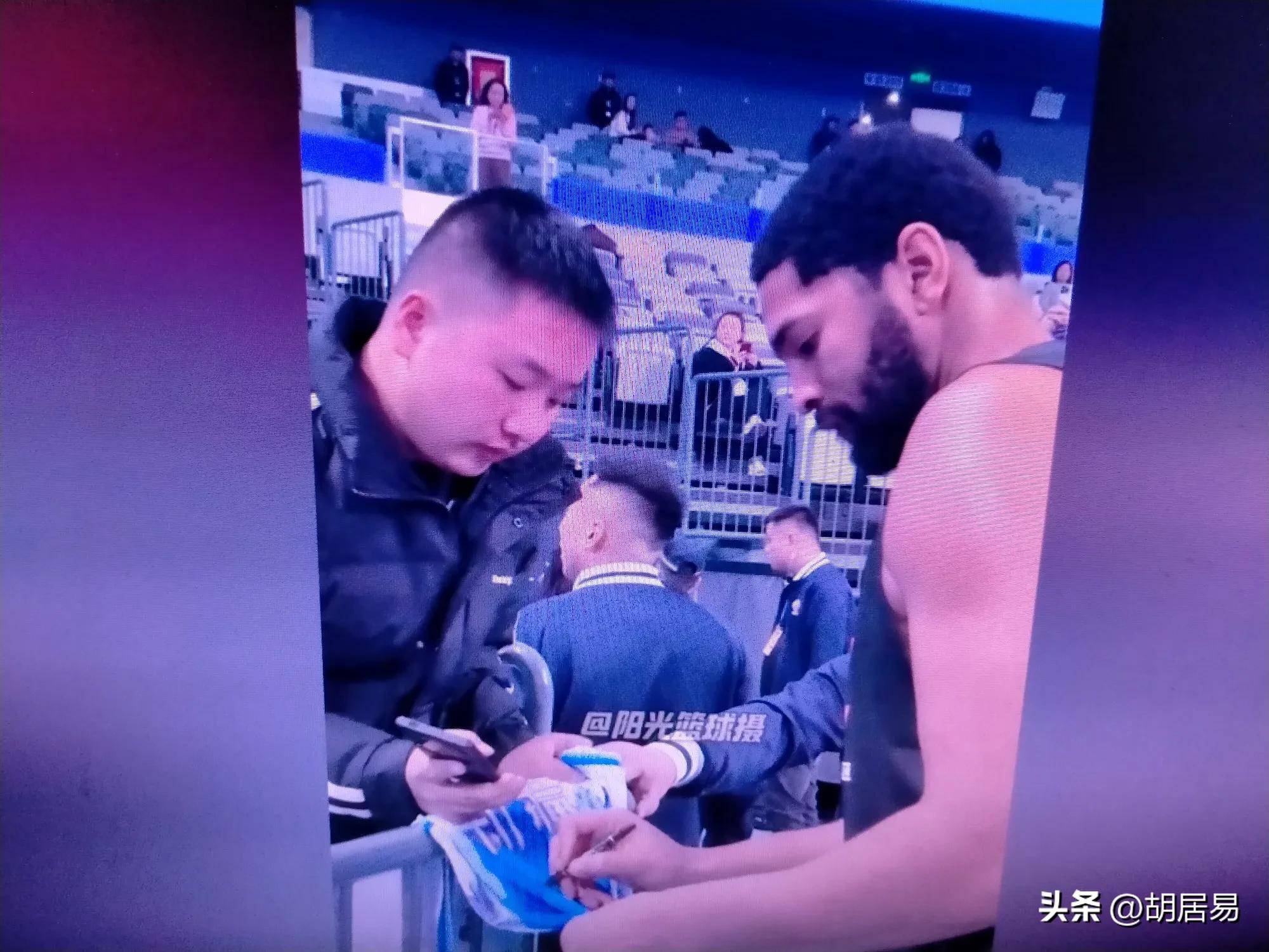 新疆队将向CBA公司上报劳森的优先续约权(新疆球员nba)