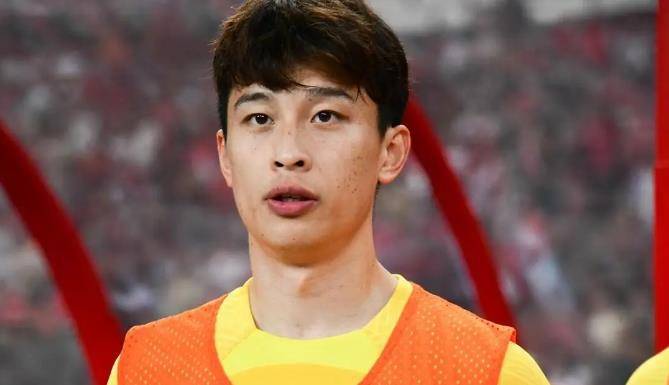 开云体育网页版-20岁后卫加盟津门虎没接触李磊，石炎训练张威踢中甲！两外援续约(扫毒2地藏关起来的那个女的是谁)